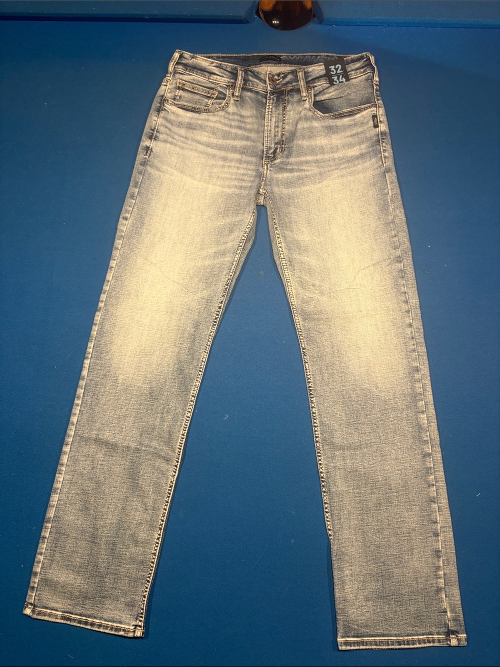 Silver Jeans Men's Faded Light Blue Straight Leg Grayson Jeans